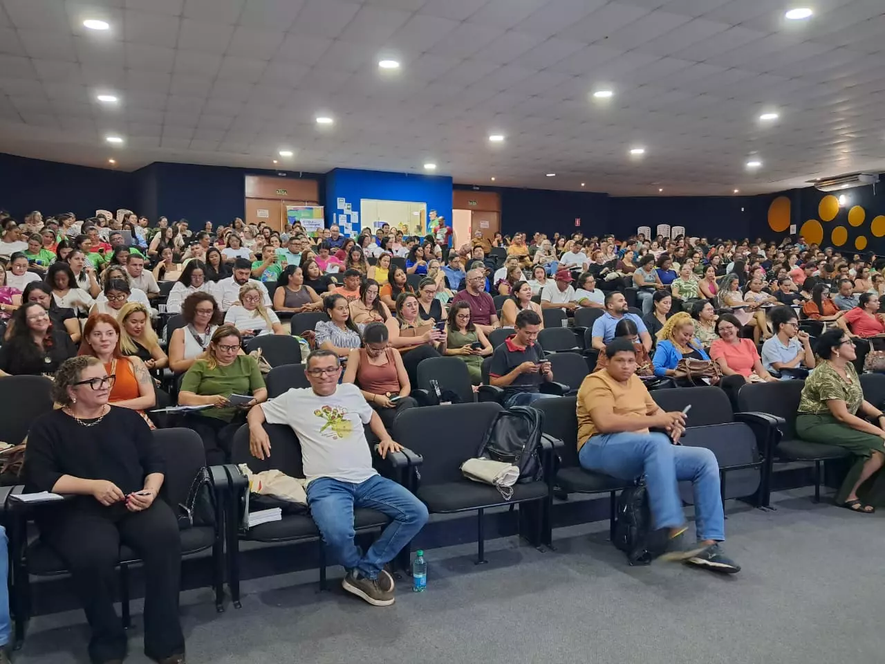EDUCAÇÃO E LITERATURA ][  Palmas sedia seminário com mais  600 profissionais para debater educação integral na Amazônia